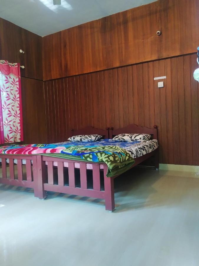 Hotel Periyar Green Bed & Breakfast Thekkady Exterior foto